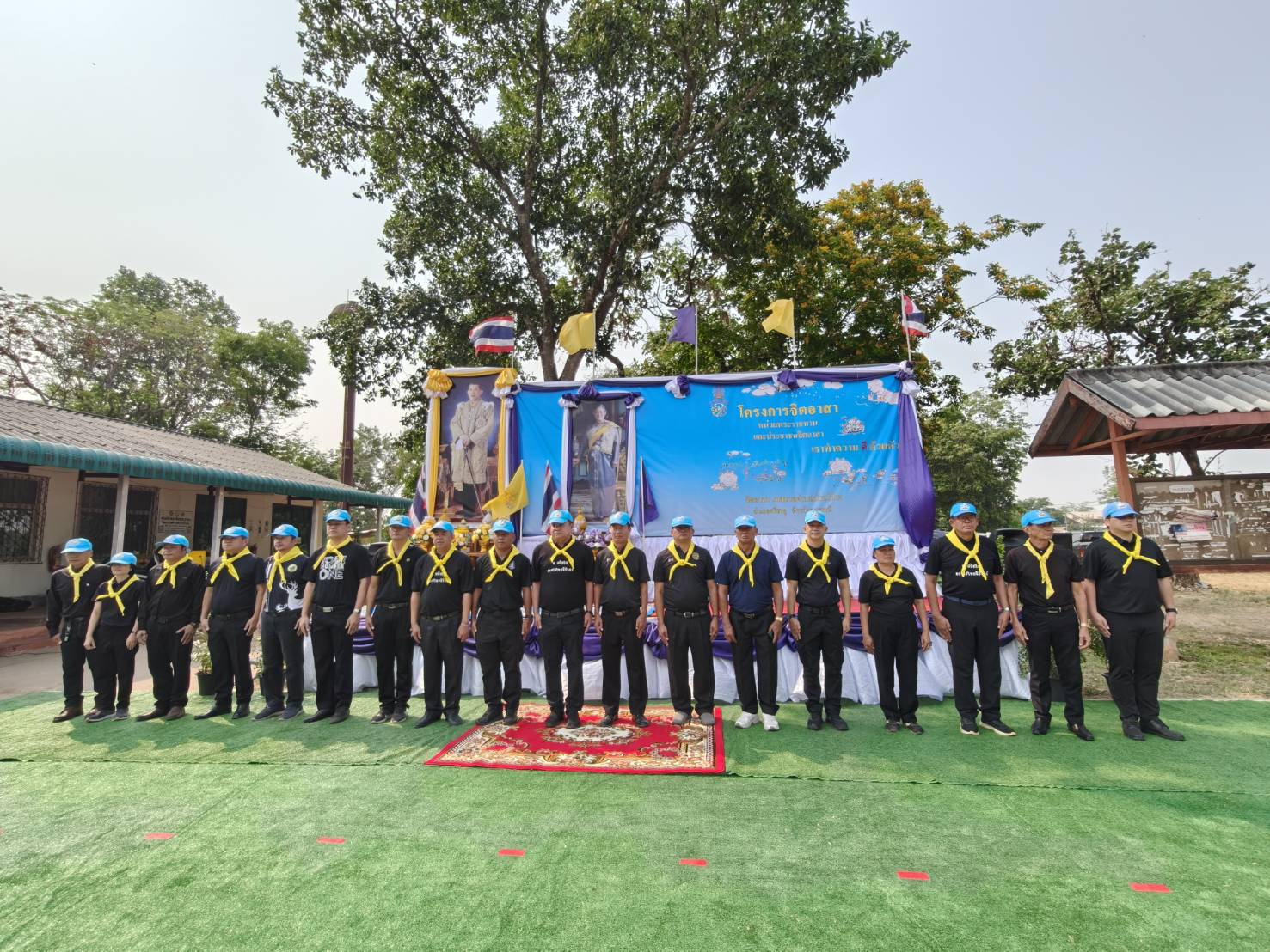 พช.ศรีธาตุ  ร่วมกิจกรรมจิตอาสาพัฒนาในโอกาสวันสำคัญของชาติไทย